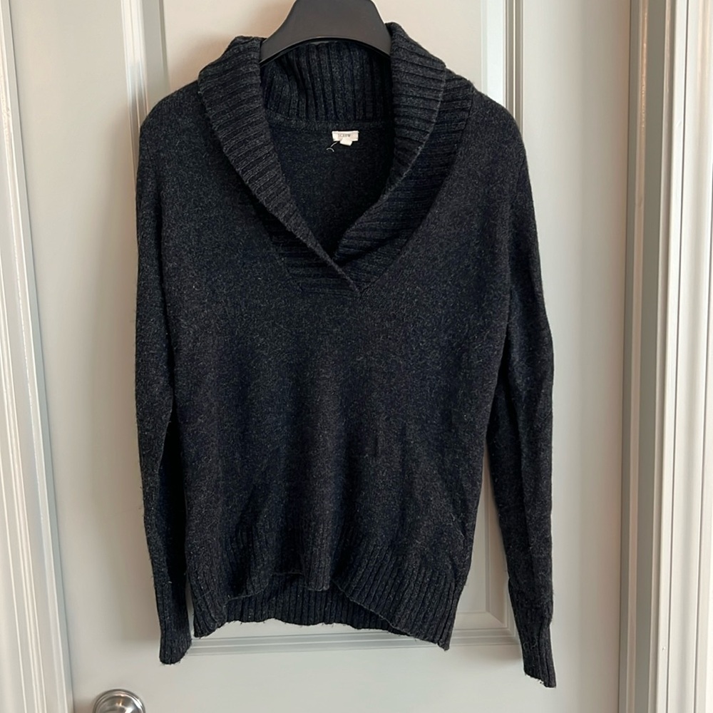 GUC Heather Gray Sweater